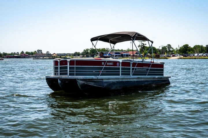 a small boat in a body of water