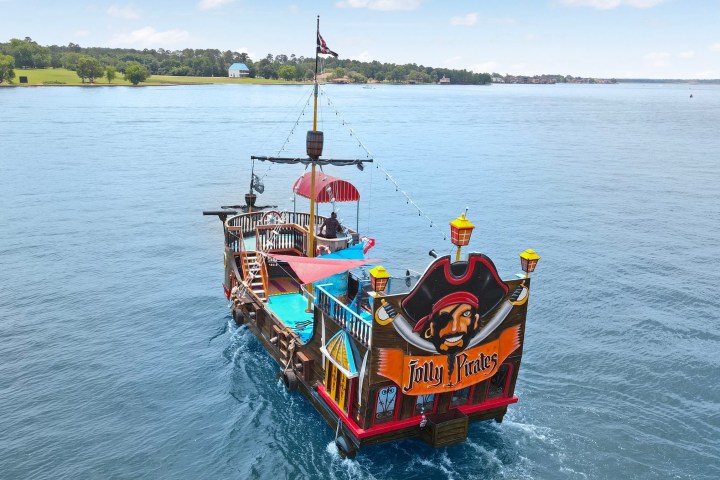 a small boat in a body of water